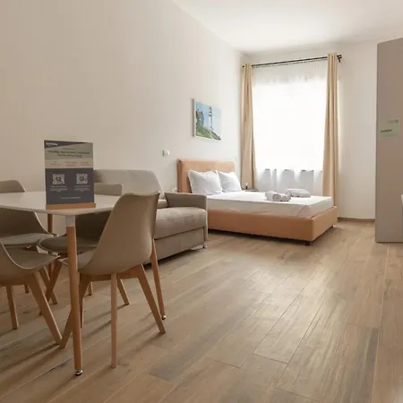 Collegno Cozy 3* Turin