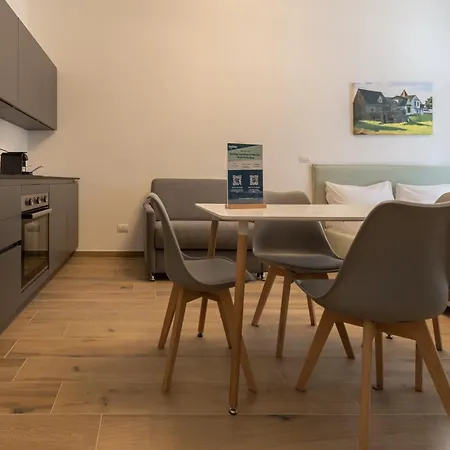 Collegno Cozy 3* Turin